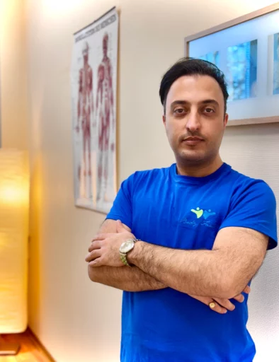 Porträt von Emad Ghasemivand, Praxisleiter bei Body Factor